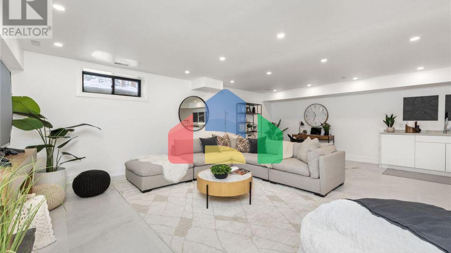 Residential - Single Family Home - Toronto, Canada - Canada