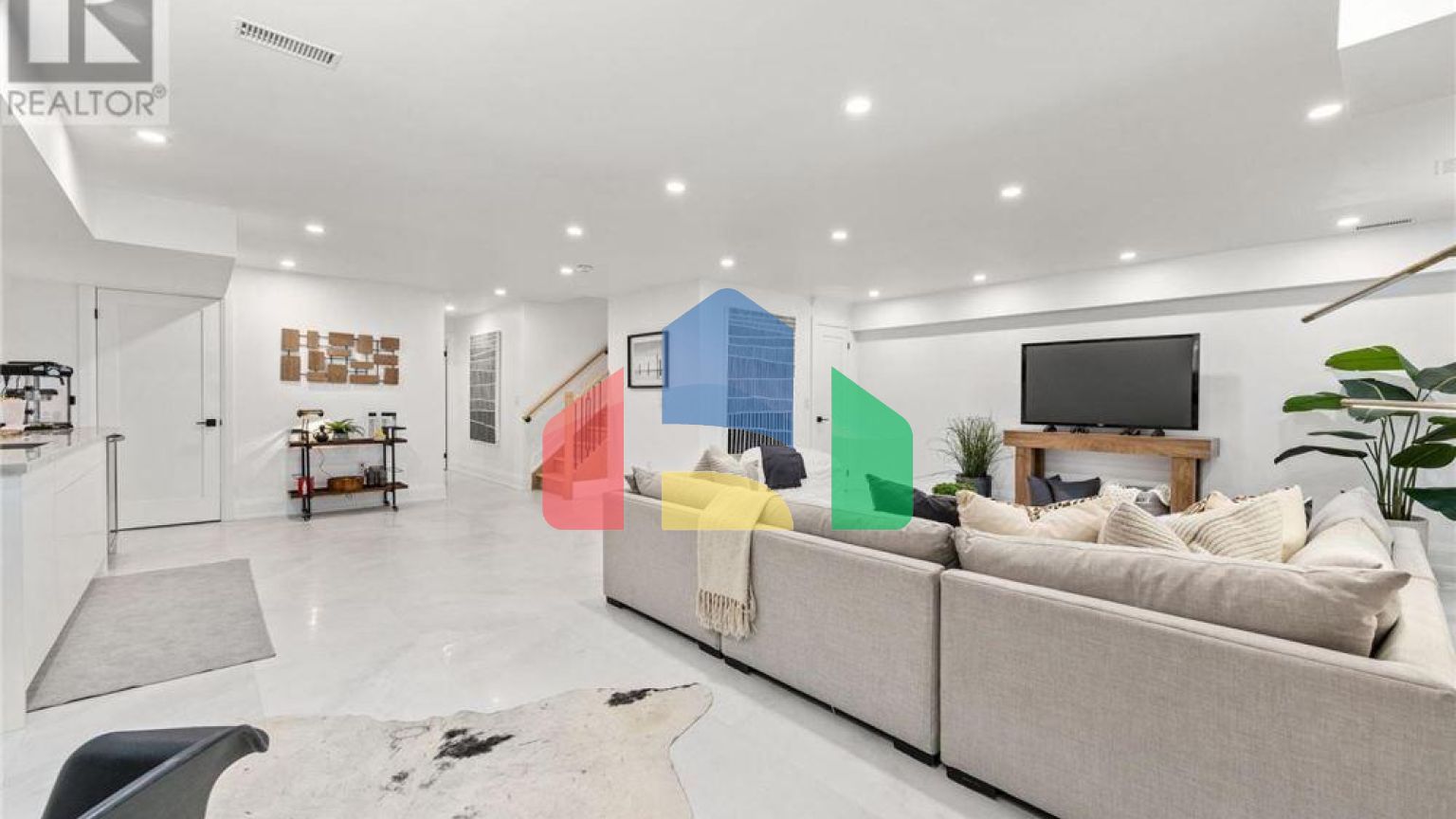 Residential - Single Family Home - Toronto, Canada - Canada