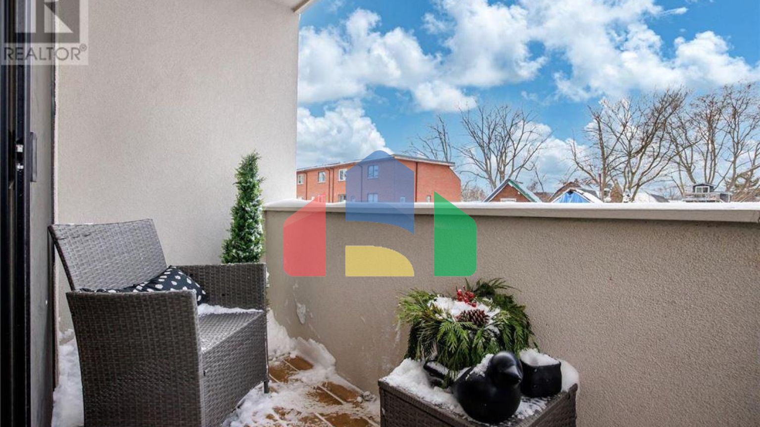 Residential - Single Family Home - Toronto, Canada - Canada