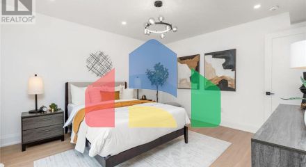 Residential - Single Family Home - Toronto, Canada - Canada