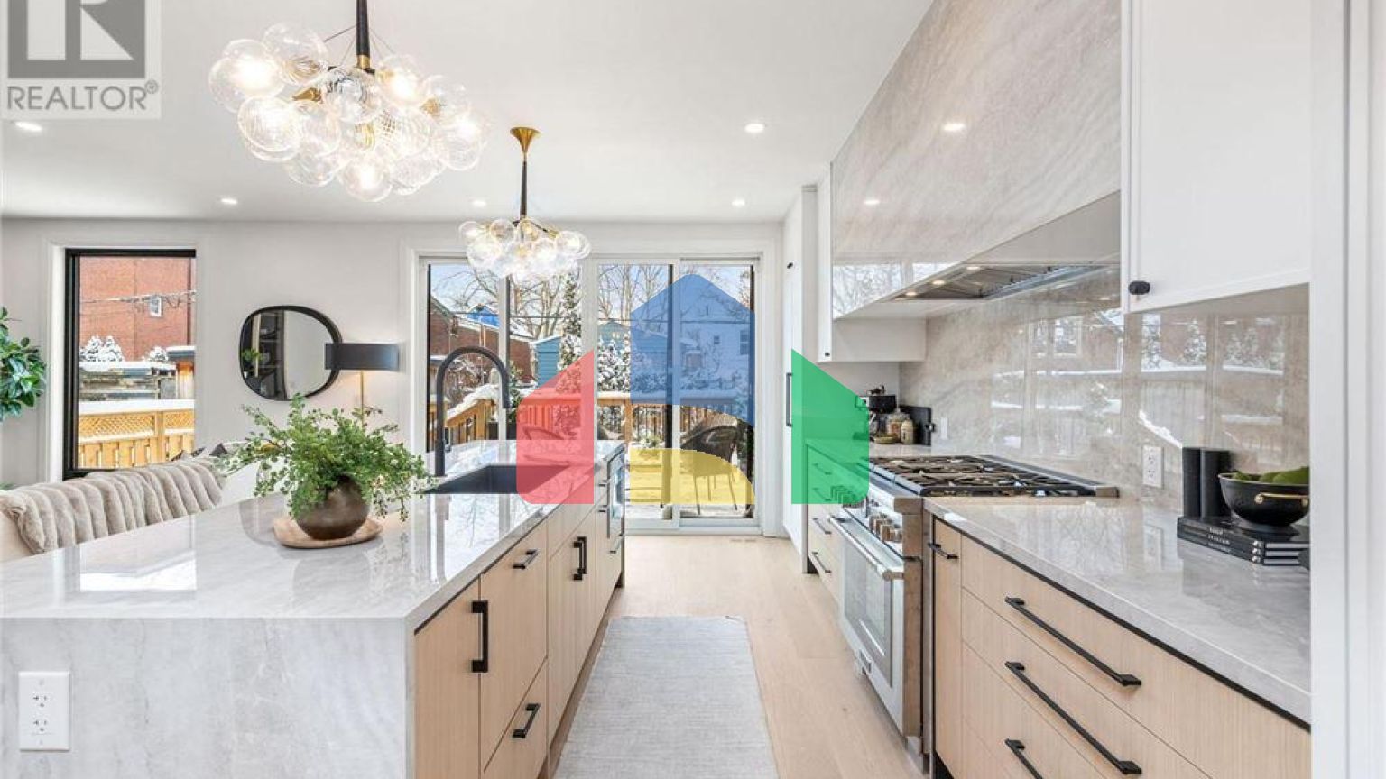 Residential - Single Family Home - Toronto, Canada - Canada