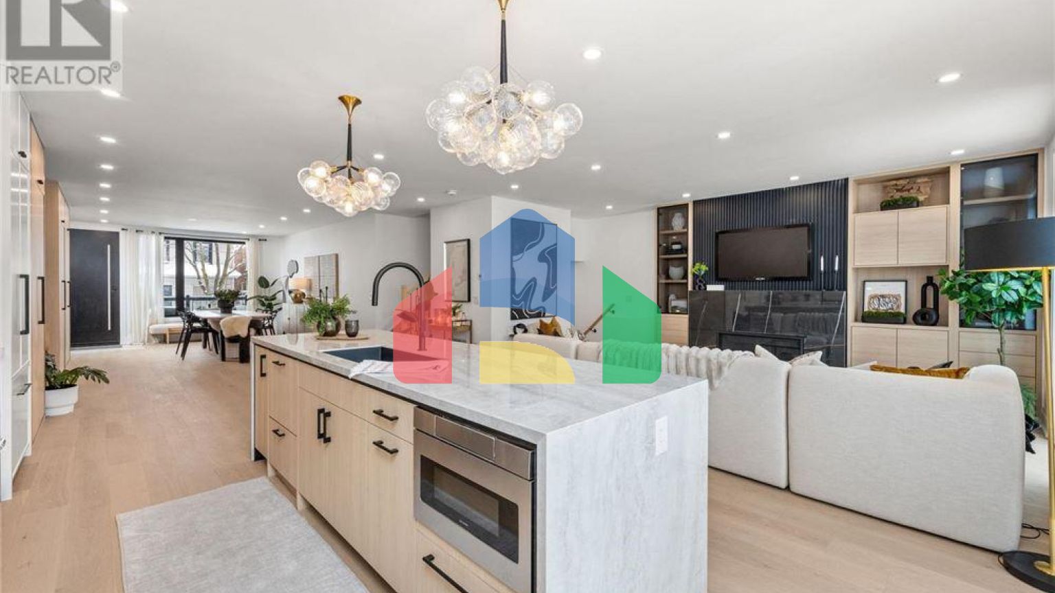 Residential - Single Family Home - Toronto, Canada - Canada