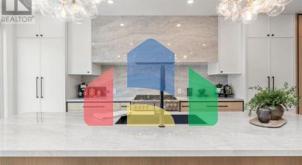 Residential - Single Family Home - Toronto, Canada - Canada