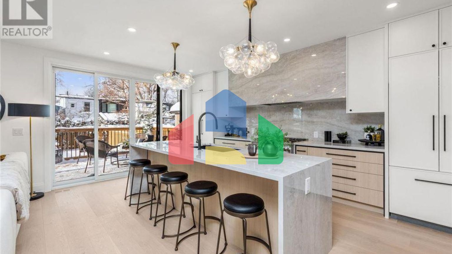 Residential - Single Family Home - Toronto, Canada - Canada