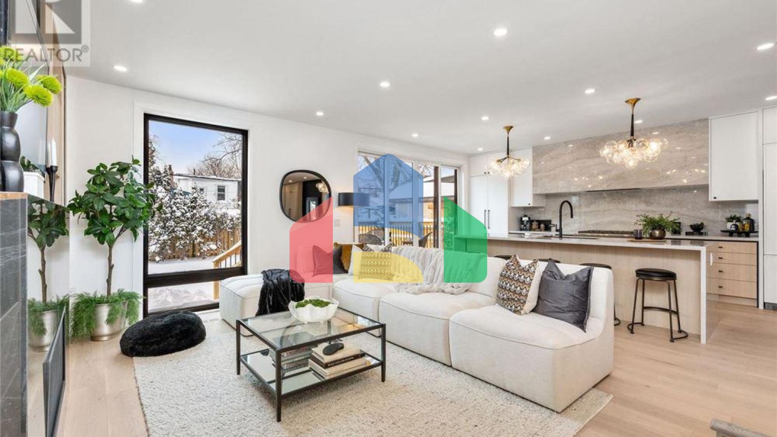 Residential - Single Family Home - Toronto, Canada - Canada