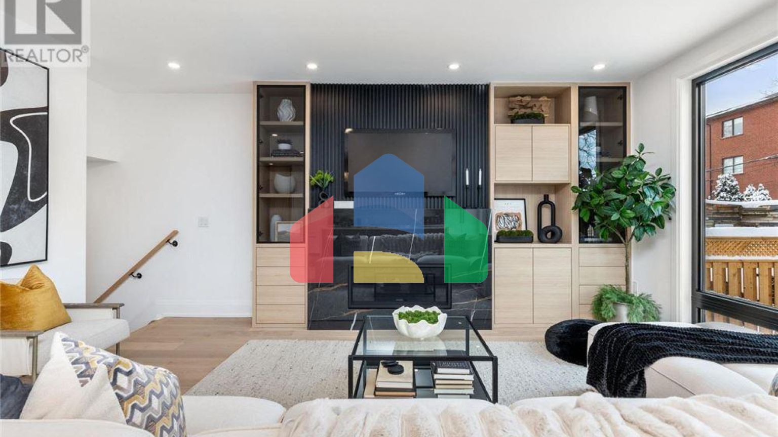 Residential - Single Family Home - Toronto, Canada - Canada