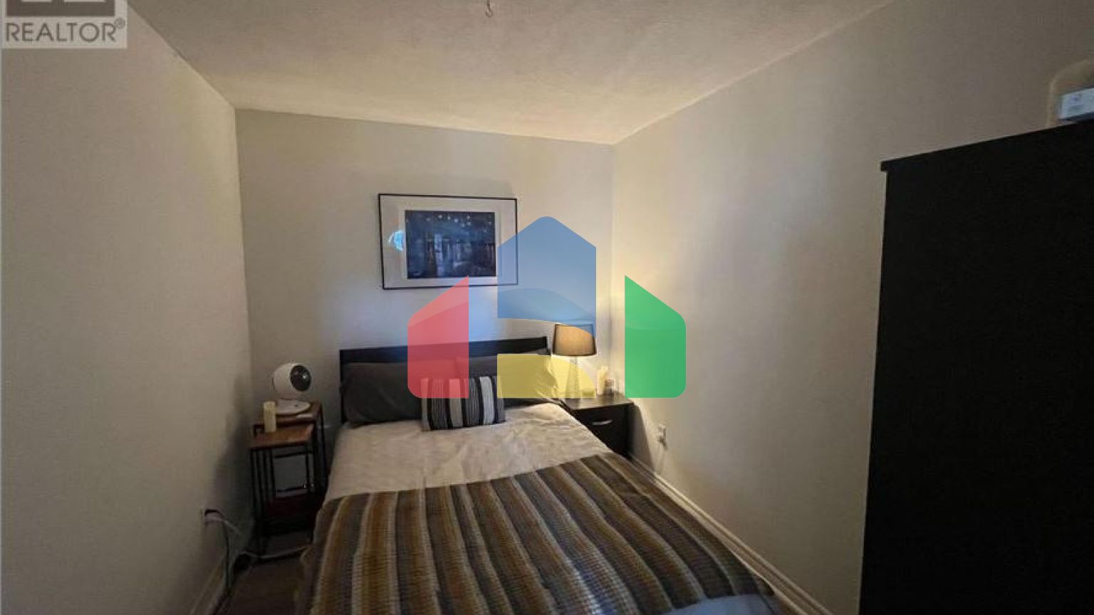 Residential - Condo/Apartment - Toronto, Canada - Canada