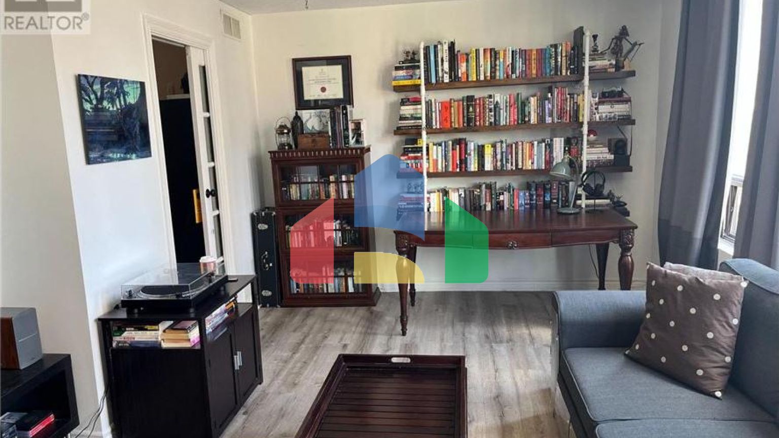 Residential - Condo/Apartment - Toronto, Canada - Canada