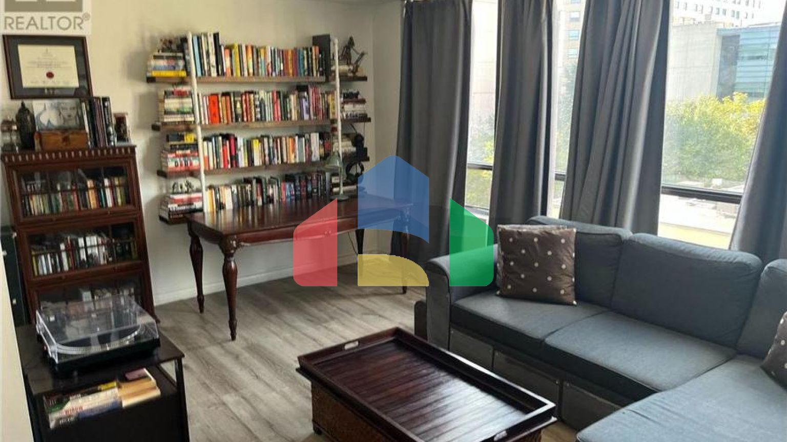 Residential - Condo/Apartment - Toronto, Canada - Canada