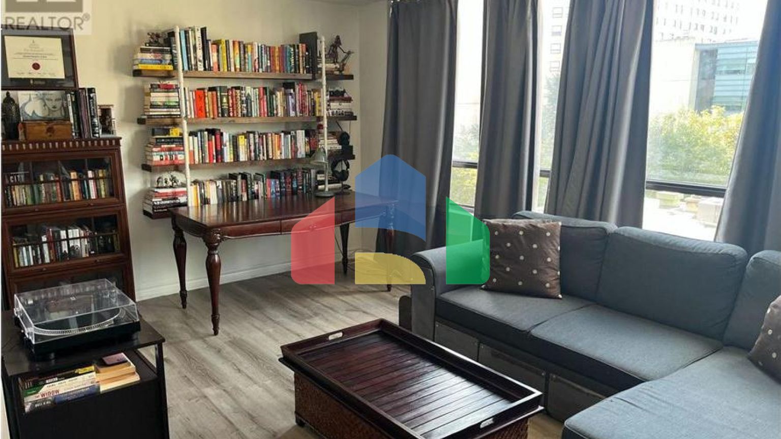 Residential - Condo/Apartment - Toronto, Canada - Canada