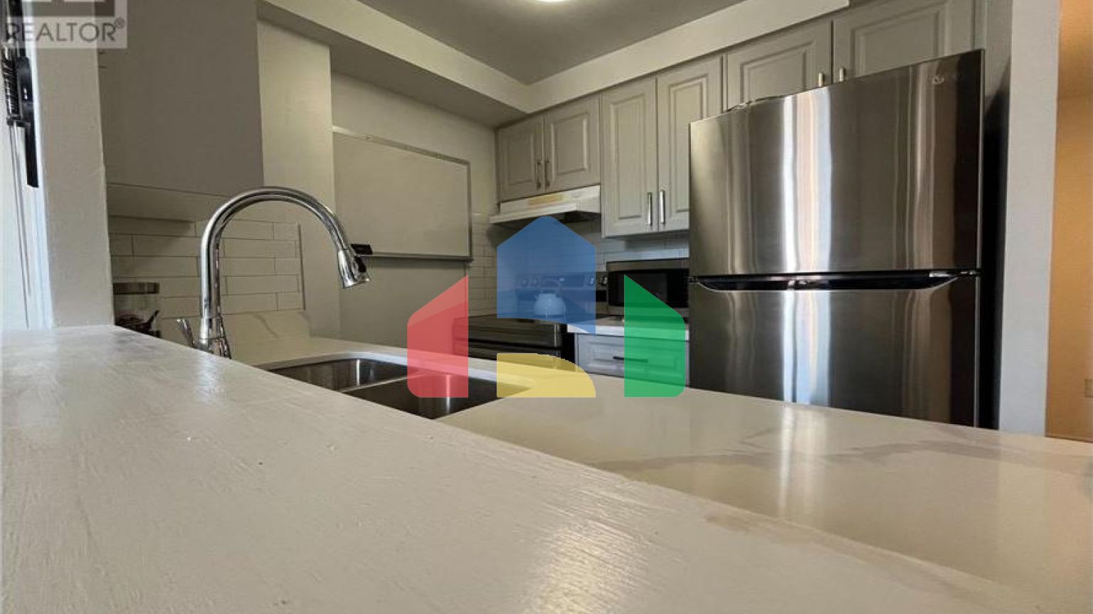 Residential - Condo/Apartment - Toronto, Canada - Canada