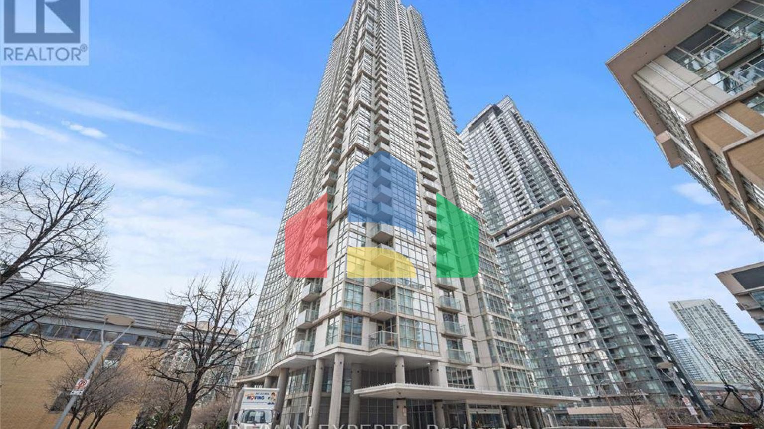 Residential - Single Family Home - Toronto, Canada - Canada