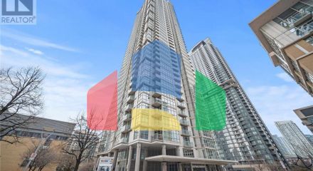 Residential - Single Family Home - Toronto, Canada - Canada