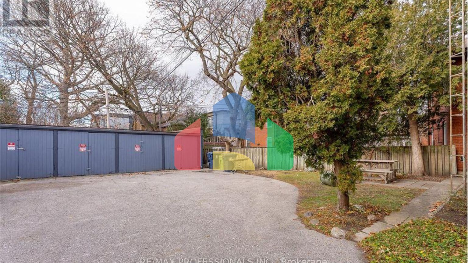 Residential - Multi-Family - Toronto, Canada - Canada