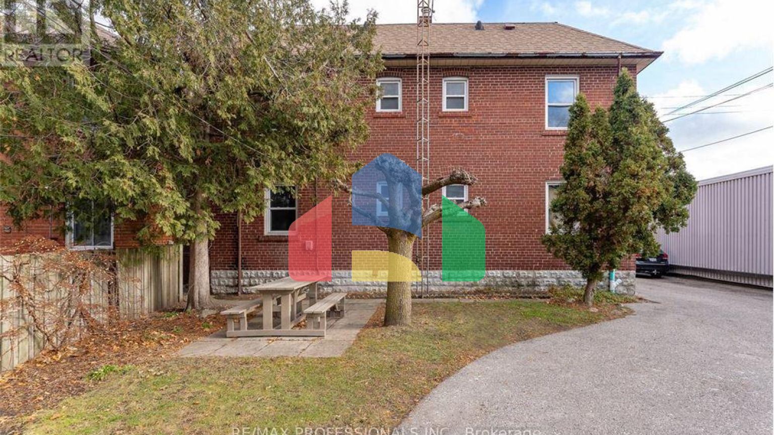 Residential - Multi-Family - Toronto, Canada - Canada