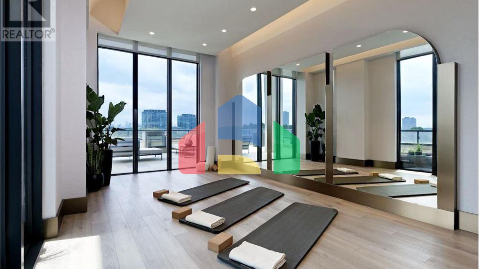 Residential - Condo/Apartment - Toronto, Canada - Canada