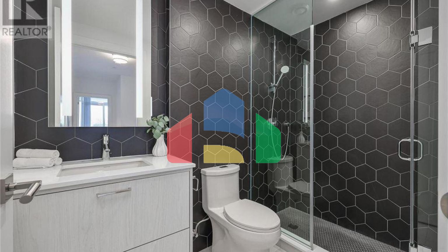 Residential - Condo/Apartment - Toronto, Canada - Canada