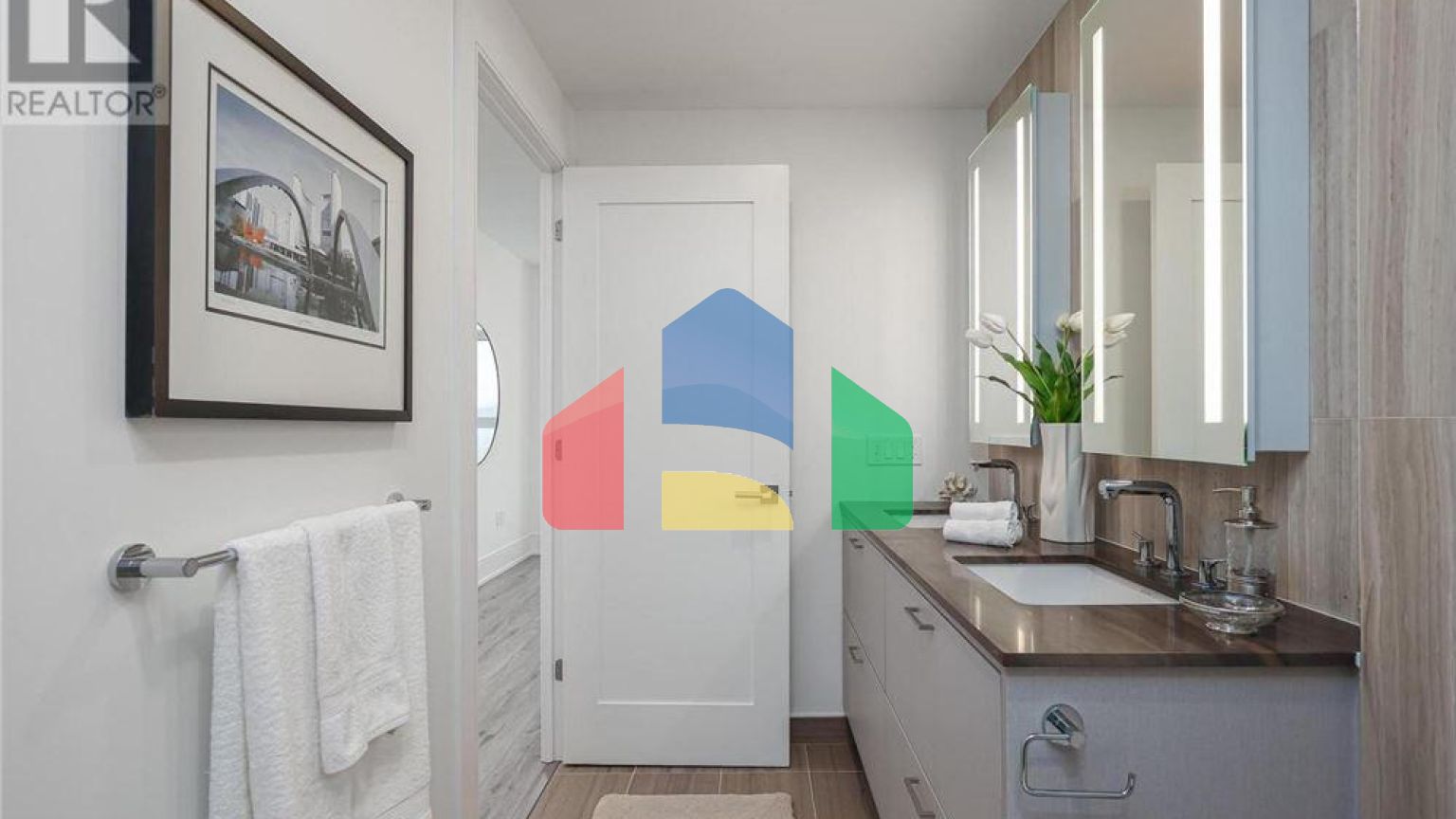 Residential - Condo/Apartment - Toronto, Canada - Canada