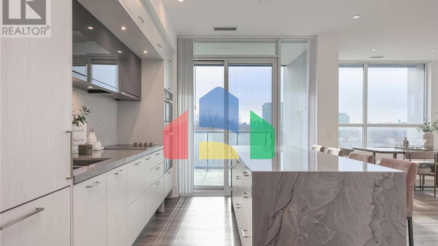 Residential - Condo/Apartment - Toronto, Canada - Canada