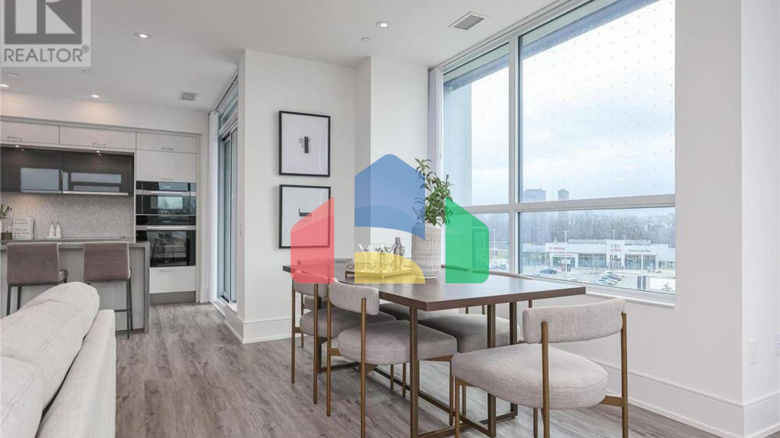 Residential - Condo/Apartment - Toronto, Canada - Canada