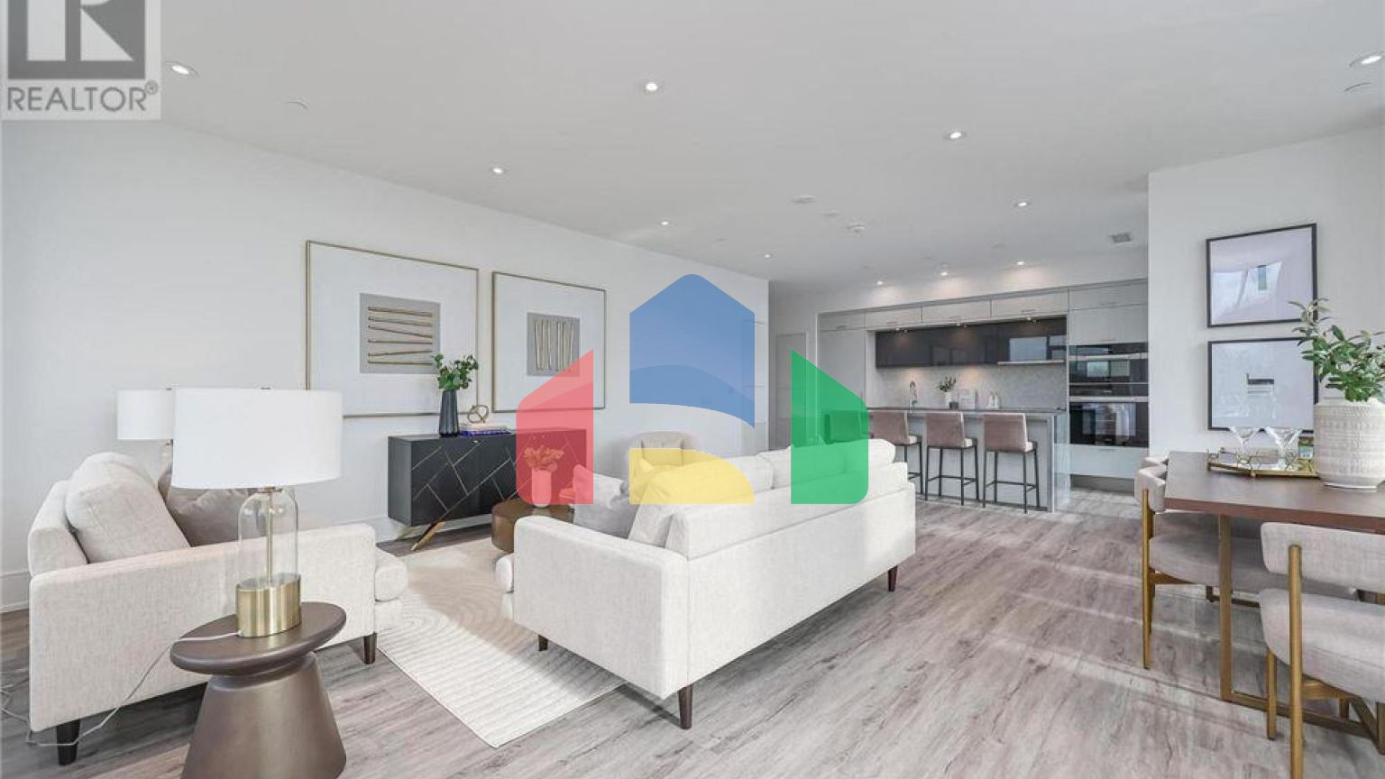 Residential - Condo/Apartment - Toronto, Canada - Canada