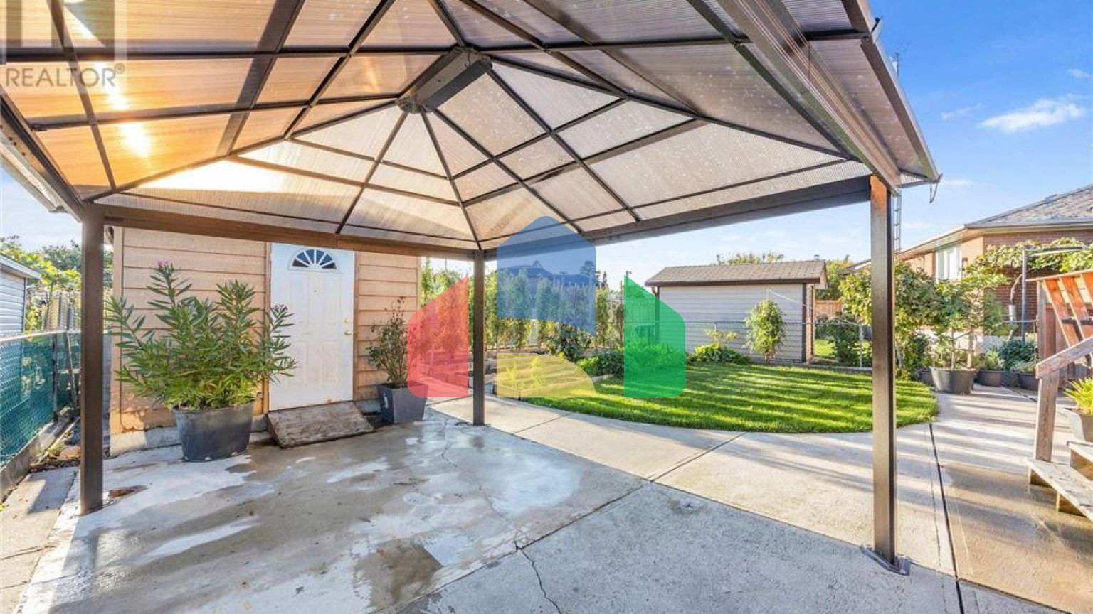 Residential - Single Family Home - Toronto, Canada - Canada