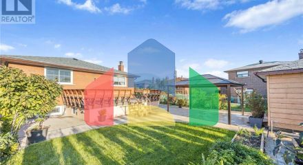 Residential - Single Family Home - Toronto, Canada - Canada