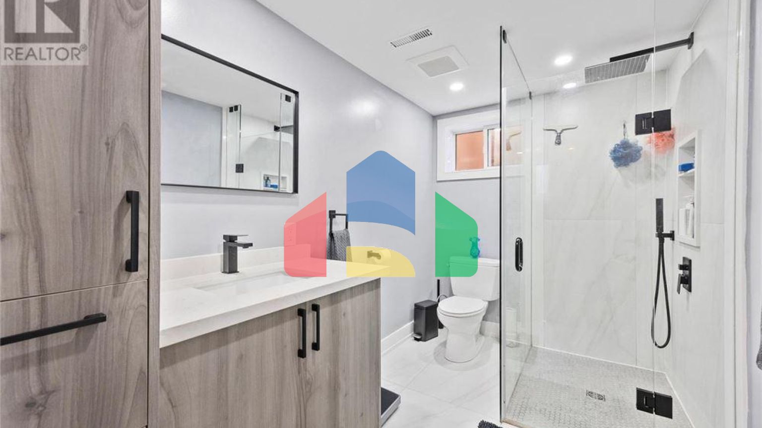 Residential - Single Family Home - Toronto, Canada - Canada