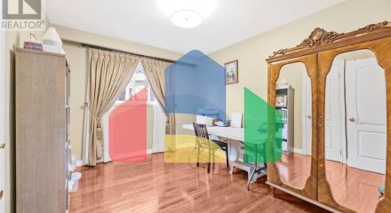 Residential - Single Family Home - Toronto, Canada - Canada