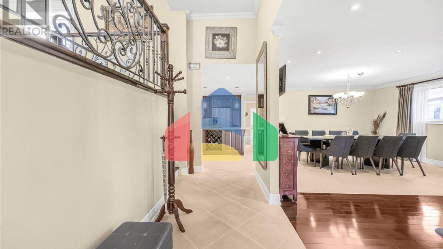 Residential - Single Family Home - Toronto, Canada - Canada