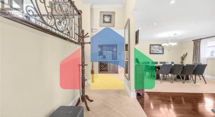 Residential - Single Family Home - Toronto, Canada - Canada