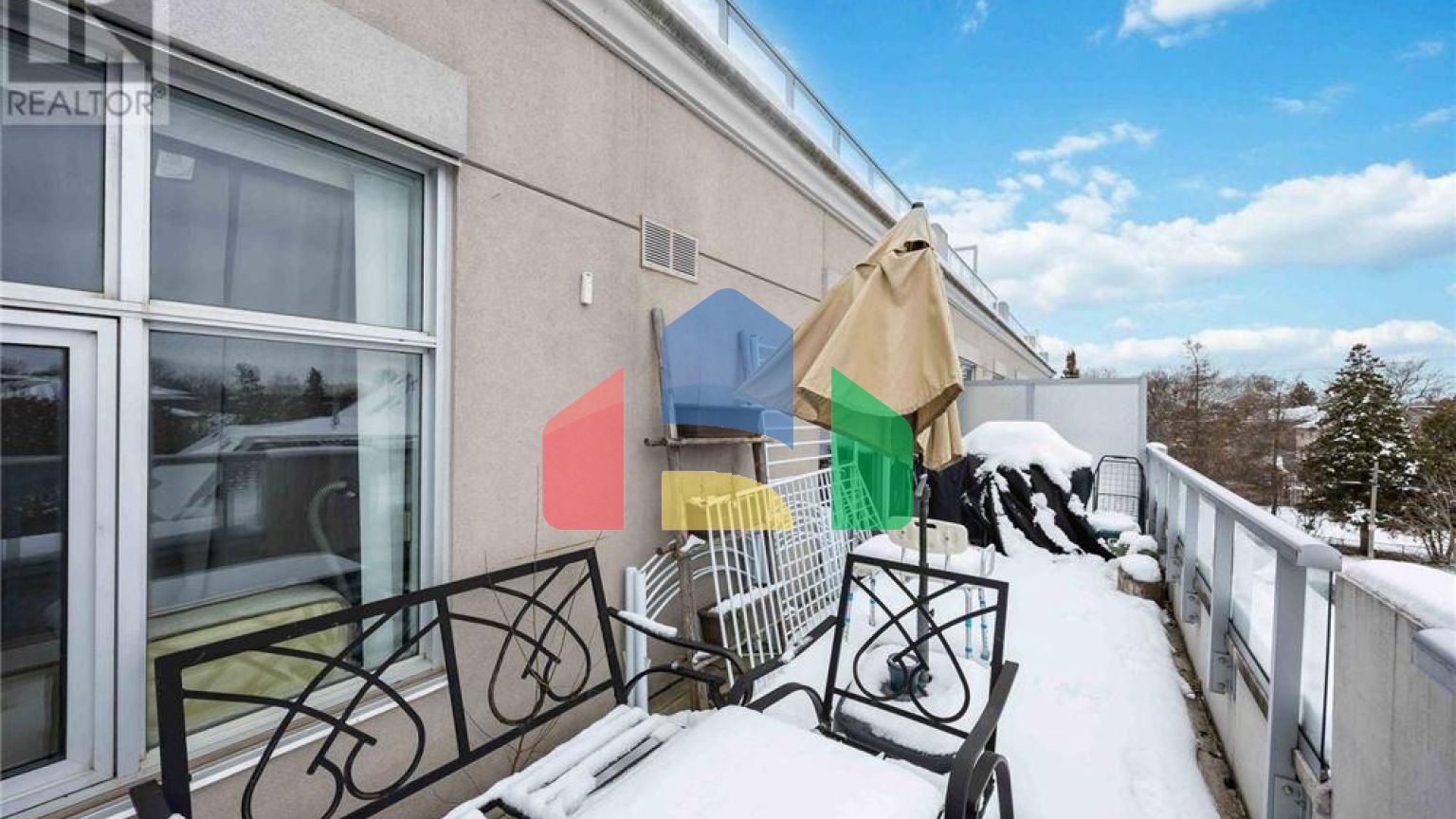 Residential - Single Family Home - Toronto, Canada - Canada