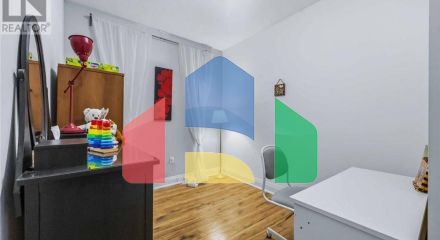 Residential - Single Family Home - Toronto, Canada - Canada