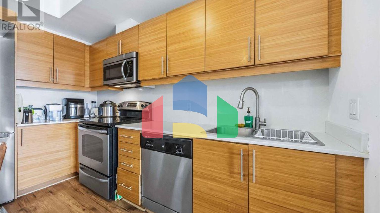 Residential - Single Family Home - Toronto, Canada - Canada