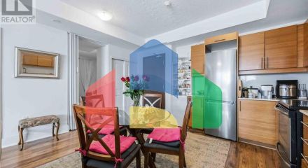 Residential - Single Family Home - Toronto, Canada - Canada