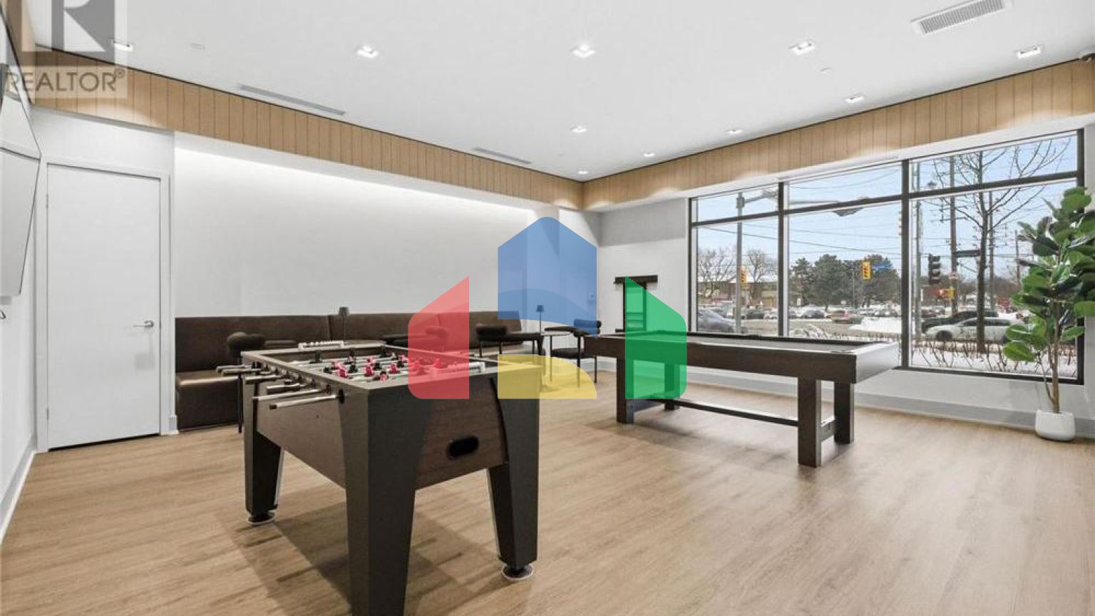 Residential - Single Family Home - Toronto, Canada - Canada