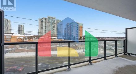 Residential - Single Family Home - Toronto, Canada - Canada