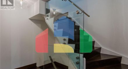 Residential - Single Family Home - Toronto, Canada - Canada