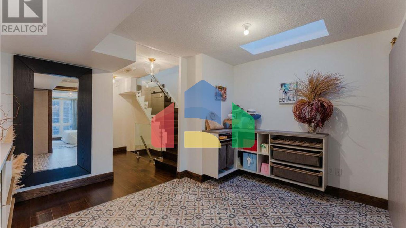 Residential - Single Family Home - Toronto, Canada - Canada