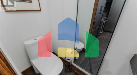 Residential - Single Family Home - Toronto, Canada - Canada