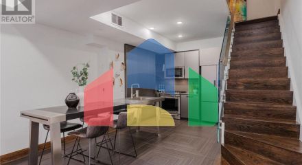 Residential - Single Family Home - Toronto, Canada - Canada