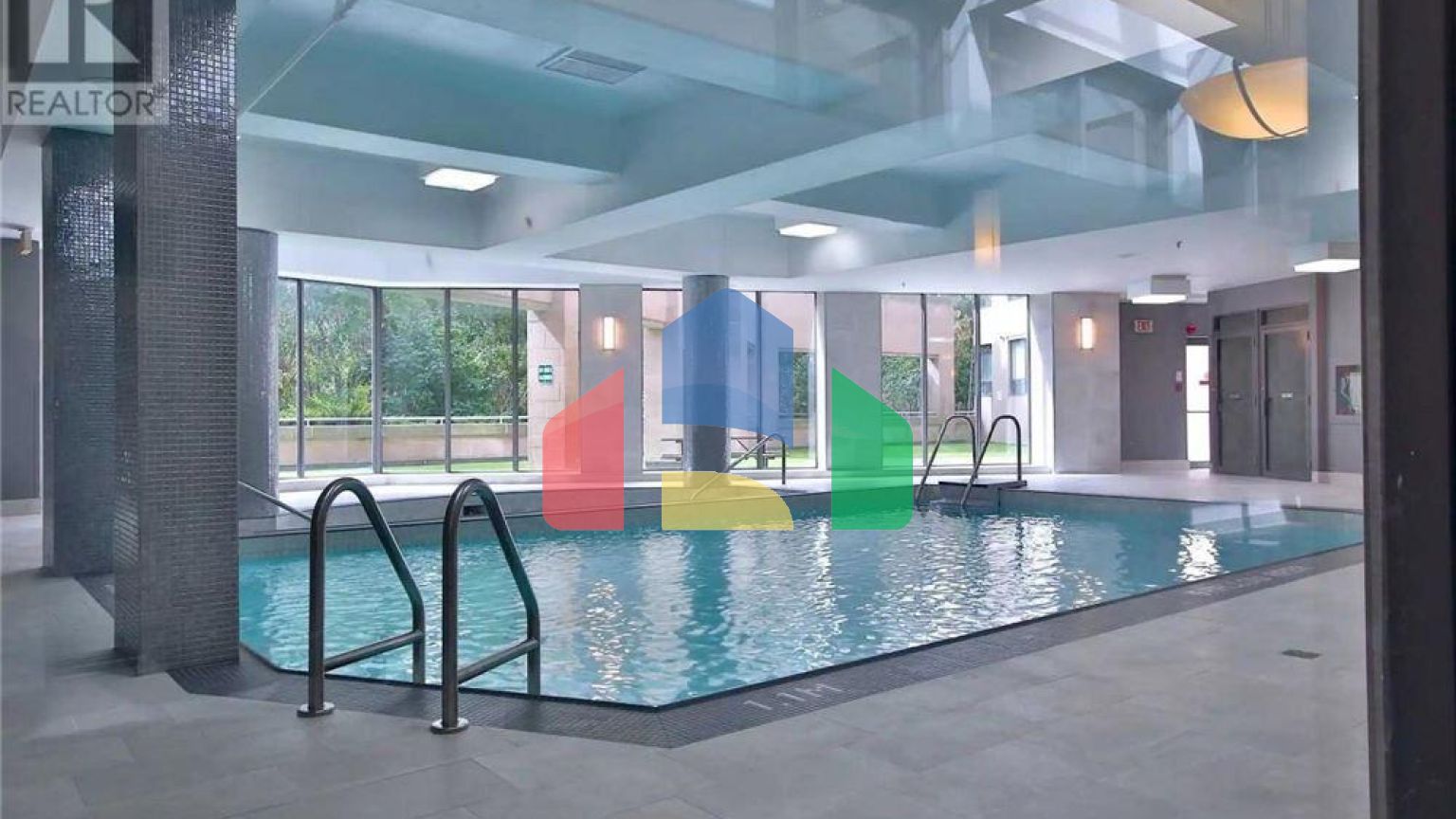 Residential - Single Family Home - Toronto, Canada - Canada