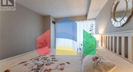 Residential - Single Family Home - Toronto, Canada - Canada