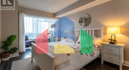 Residential - Single Family Home - Toronto, Canada - Canada