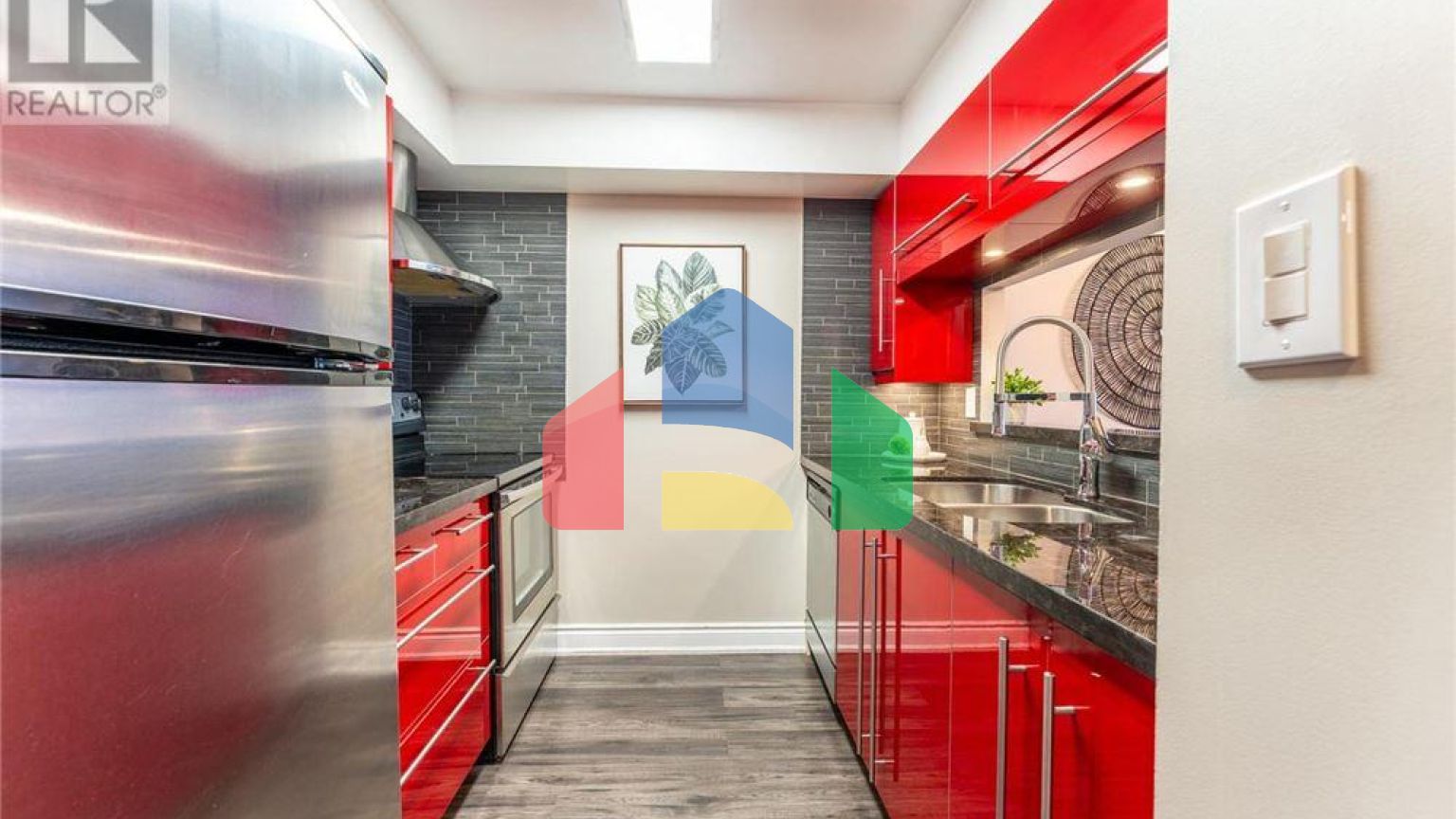 Residential - Single Family Home - Toronto, Canada - Canada