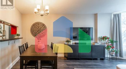 Residential - Single Family Home - Toronto, Canada - Canada