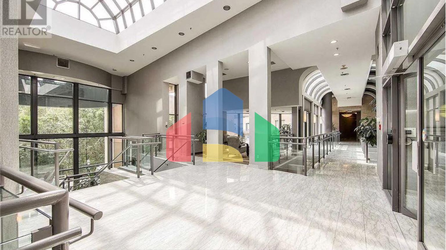 Residential - Single Family Home - Toronto, Canada - Canada