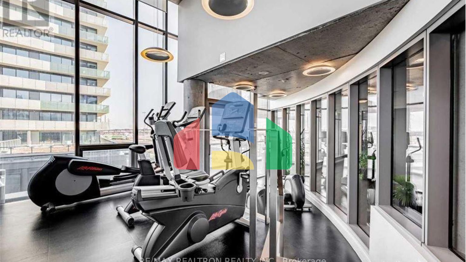 Residential - Single Family Home - Toronto, Canada - Canada