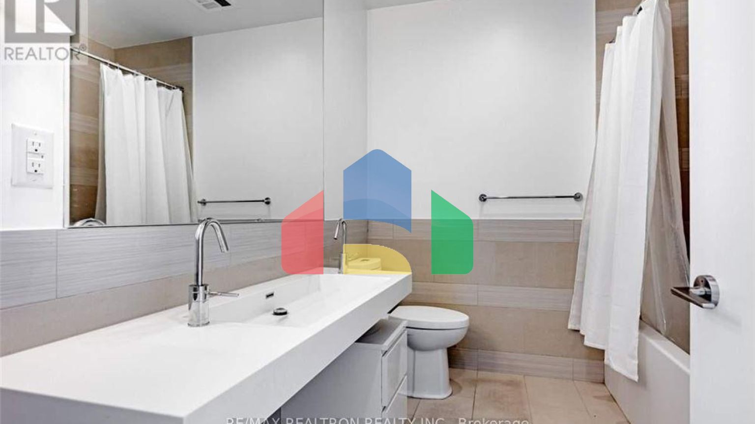 Residential - Single Family Home - Toronto, Canada - Canada