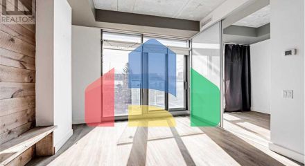 Residential - Single Family Home - Toronto, Canada - Canada